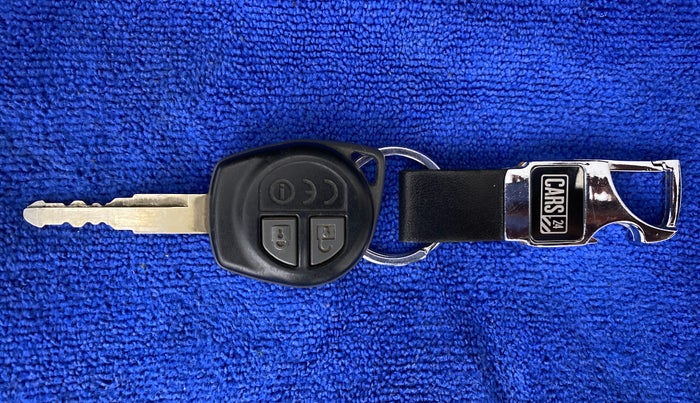 2017 Maruti Dzire VXI, Petrol, Manual, 37,536 km, Key Close Up