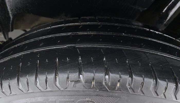 2017 Maruti Dzire VXI, Petrol, Manual, 37,536 km, Left Rear Tyre Tread
