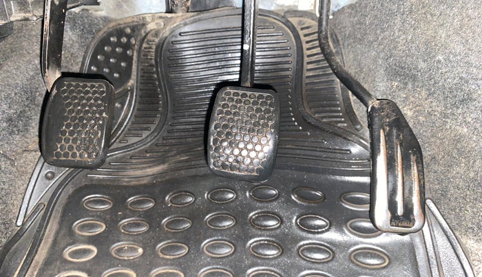 2012 Maruti Alto 800 LXI, Petrol, Manual, 82,143 km, Pedals