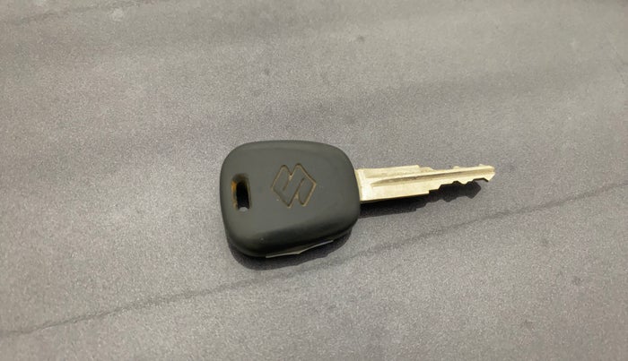 2012 Maruti Alto 800 LXI, Petrol, Manual, 82,143 km, Key Close Up