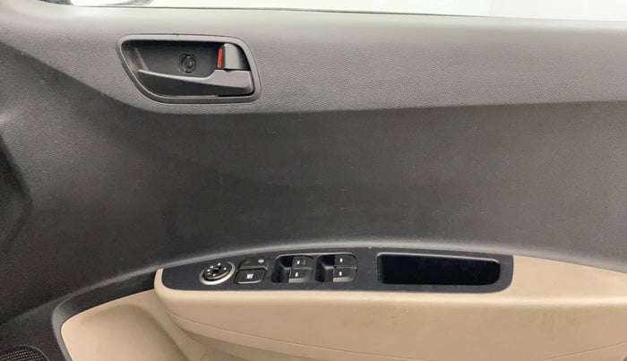 2017 Hyundai Grand i10 MAGNA 1.2 KAPPA VTVT, Petrol, Manual, 66,204 km, Driver Side Door Panels Control
