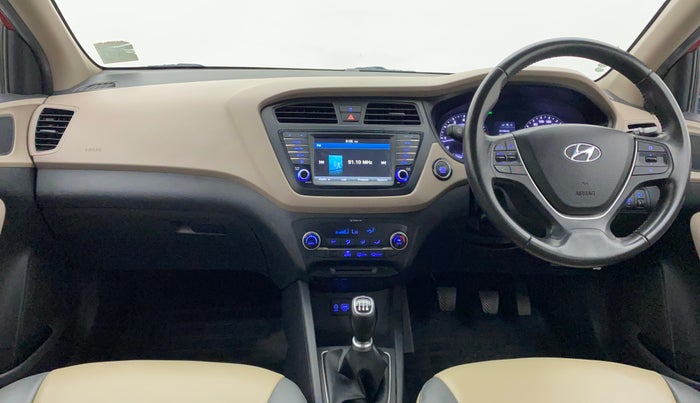 2016 Hyundai Elite i20 ASTA 1.2 (O), Petrol, Manual, 35,314 km, Dashboard