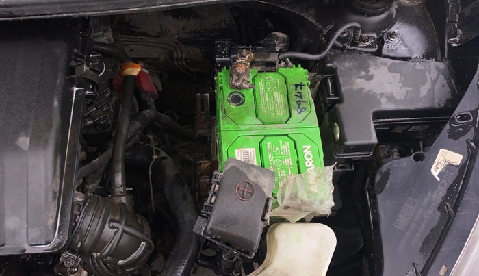 2014 Hyundai Xcent S 1.1 CRDI, Diesel, Manual, 1,19,879 km, Engine View - Left