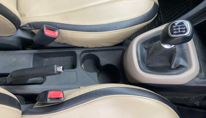 2014 Hyundai Xcent S 1.1 CRDI, Diesel, Manual, 1,19,879 km, Gear Lever