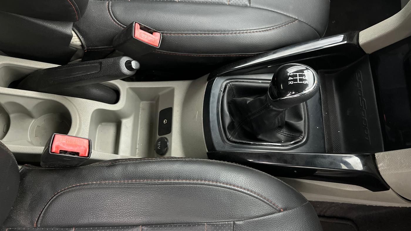2015 Ford Ecosport TREND 1.5L PETROL, Petrol, Manual, 86,565 km, Gear Lever