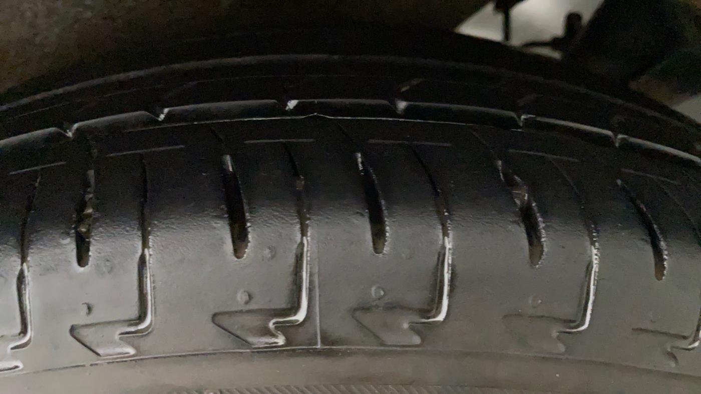 2020 Maruti IGNIS ALPHA 1.2 AMT, Petrol, Automatic, 32,181 km, Left Rear Tyre Tread