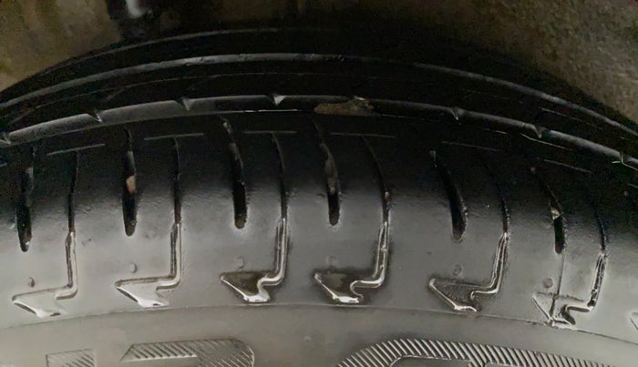 2020 Maruti IGNIS ALPHA 1.2 AMT, Petrol, Automatic, 32,181 km, Right Front Tyre Tread