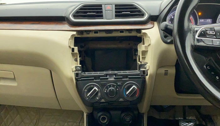 2018 Maruti Dzire VXI AMT, CNG, Automatic, 96,045 km, Air Conditioner