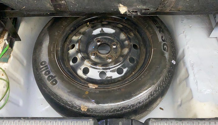 2018 Maruti Dzire VXI AMT, CNG, Automatic, 96,045 km, Dicky (Boot door) - Jack/Tool not available