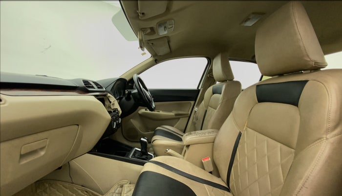2018 Maruti Dzire VXI AMT, CNG, Automatic, 96,045 km, Right Side Front Door Cabin