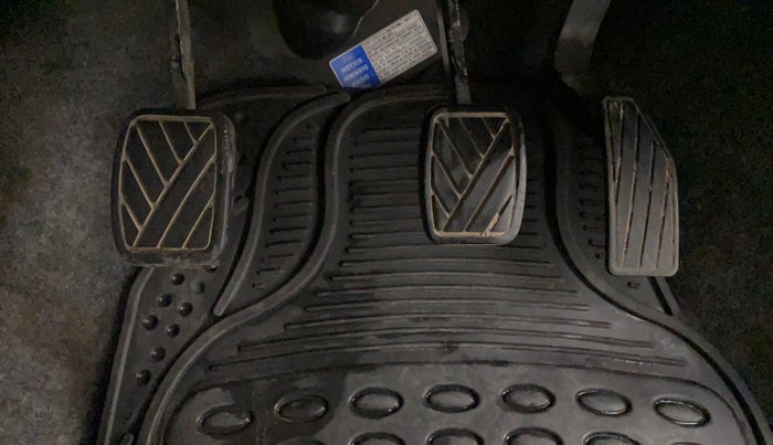 2019 Maruti Celerio VXI CNG D, CNG, Manual, 81,156 km, Pedals