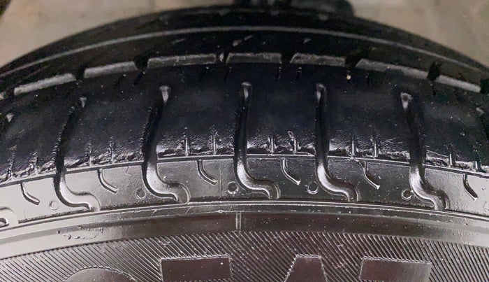 2019 Maruti Celerio VXI CNG D, CNG, Manual, 81,156 km, Left Front Tyre Tread