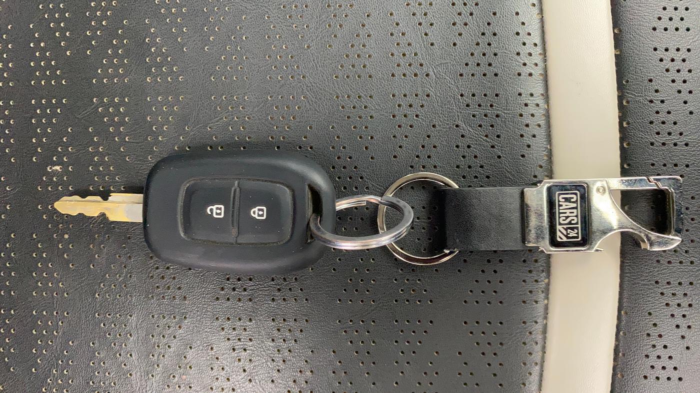 2020 Renault Kwid CLIMBER 1.0 (O), Petrol, Manual, 42,325 km, Key Close Up