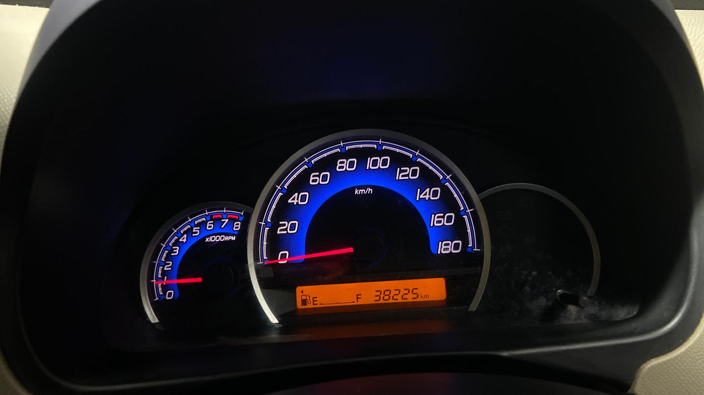 2018 Maruti Wagon R 1.0 VXI, Petrol, Manual, 38,213 km, Odometer Image