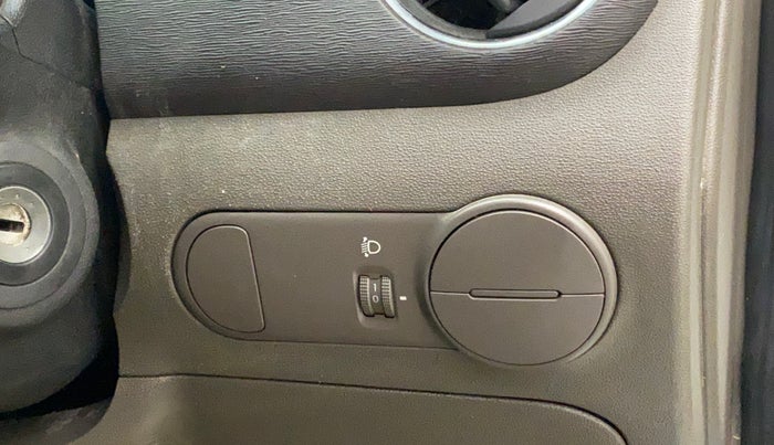 2011 Hyundai i10 MAGNA 1.1, Petrol, Manual, 55,296 km, Dashboard - Headlight height adjustment not working