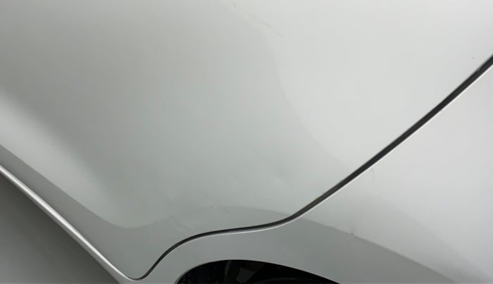 2018 Maruti Swift VXI AMT D, Petrol, Automatic, 82,496 km, Rear left door - Slightly dented
