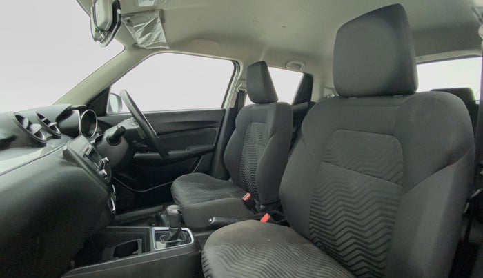 2018 Maruti Swift VXI AMT D, Petrol, Automatic, 82,496 km, Right Side Front Door Cabin
