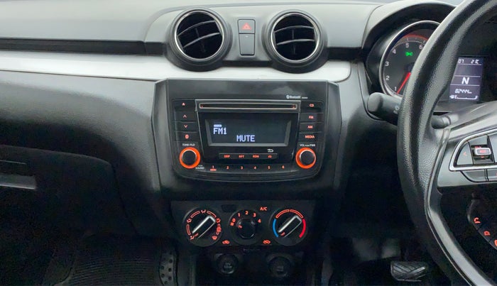 2018 Maruti Swift VXI AMT D, Petrol, Automatic, 82,496 km, Air Conditioner