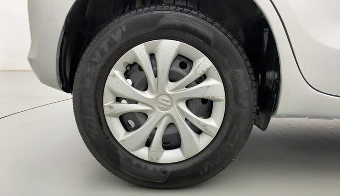 2018 Maruti Swift VXI AMT D, Petrol, Automatic, 82,496 km, Right Rear Wheel