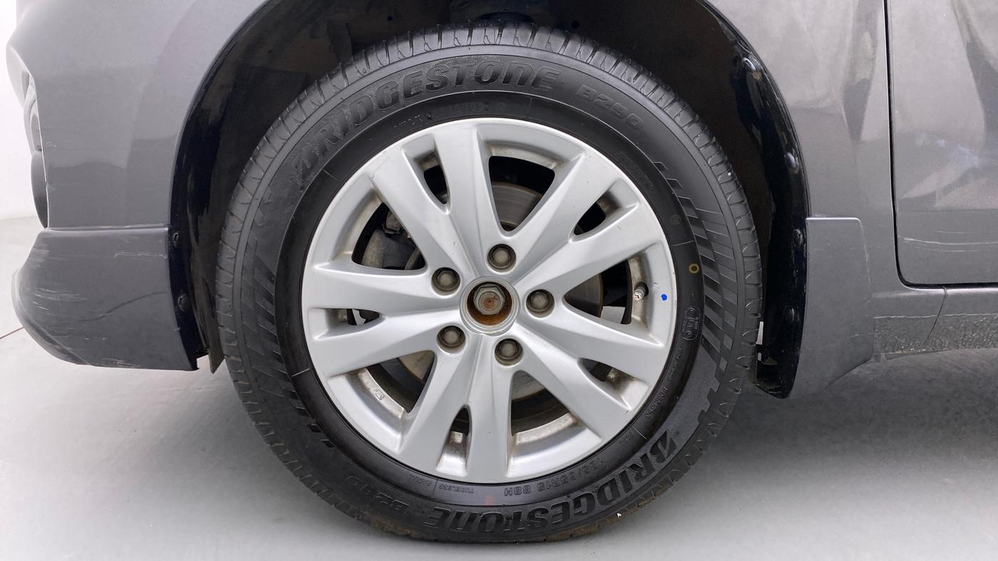 2017 Maruti Ertiga ZDI PLUS SHVS, Diesel, Manual, 40,876 km, Left Front Wheel