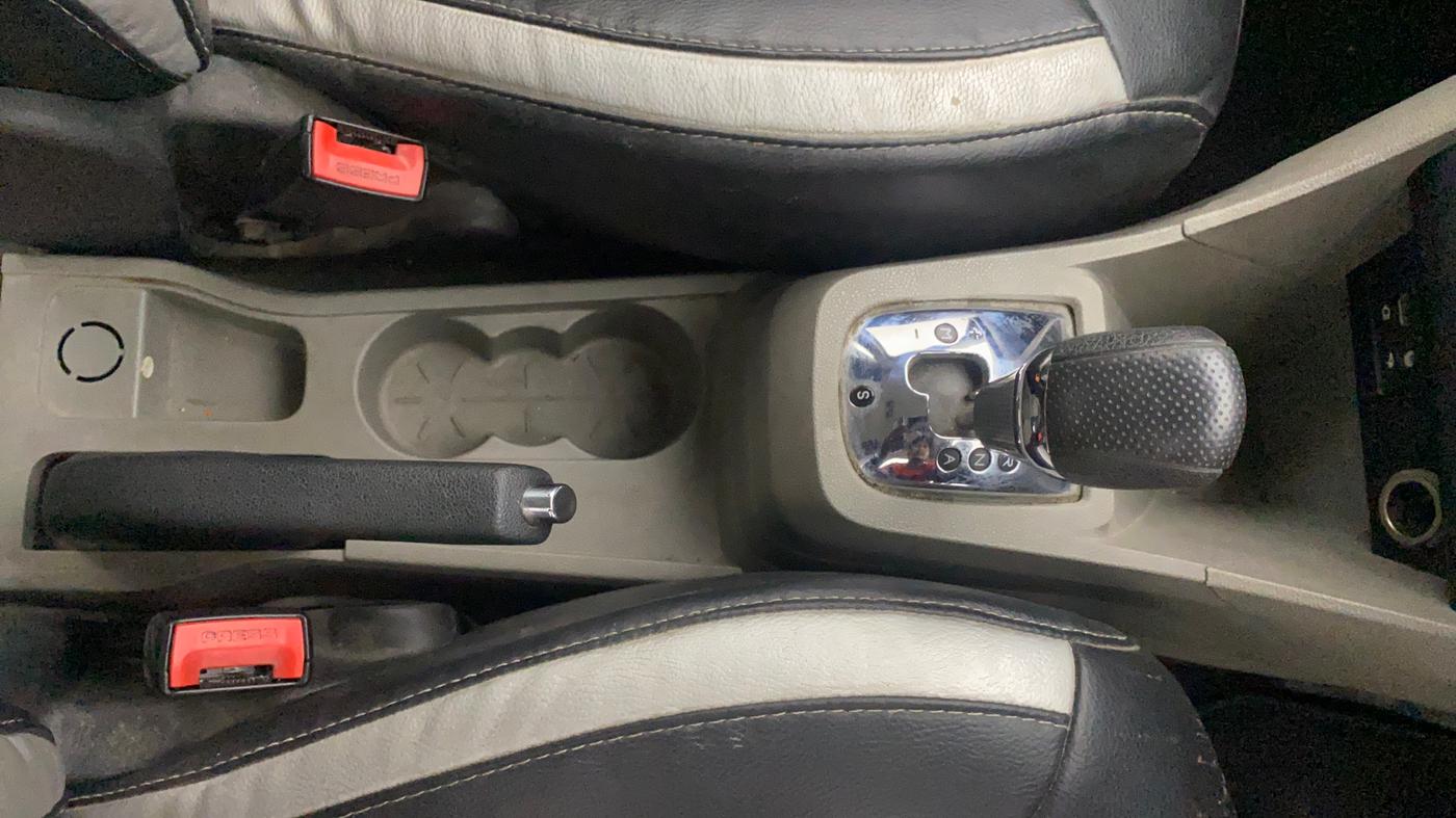 2017 Tata Tiago XTA PETROL, Petrol, Automatic, 67,663 km, Gear Lever