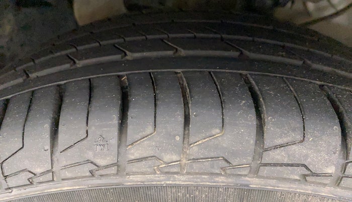 2019 Hyundai Creta SX AT 1.6 PETROL, CNG, Automatic, 48,494 km, Left Front Tyre Tread