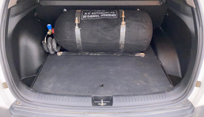 2019 Hyundai Creta SX AT 1.6 PETROL, CNG, Automatic, 48,494 km, Boot Inside