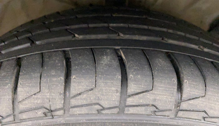 2019 Hyundai Creta SX AT 1.6 PETROL, CNG, Automatic, 48,494 km, Right Front Tyre Tread
