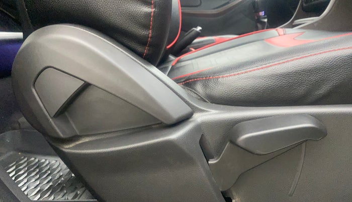 2019 Ford FREESTYLE TITANIUM 1.2 PETROL, Petrol, Manual, 34,363 km, Driver Side Adjustment Panel