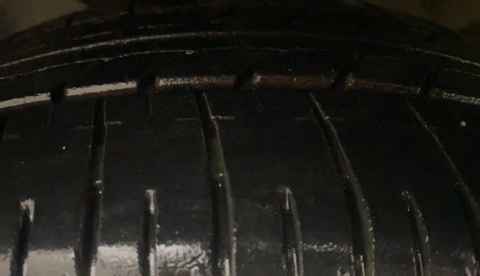 2015 Honda Mobilio 1.5L I-VTEC S, Petrol, Manual, 56,023 km, Left Front Tyre Tread