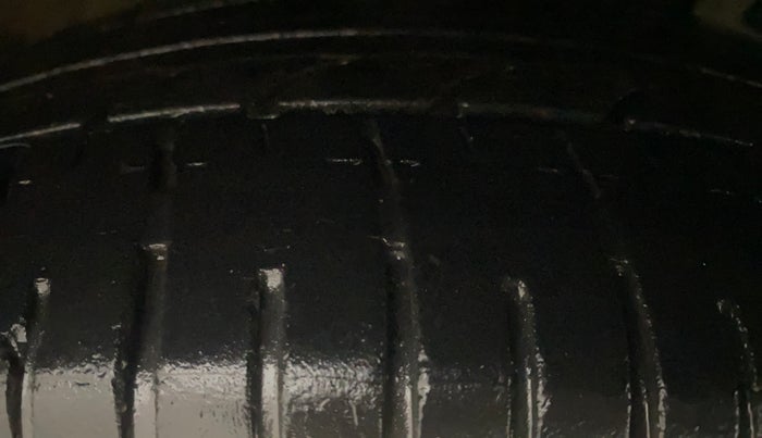 2015 Honda Mobilio 1.5L I-VTEC S, Petrol, Manual, 56,023 km, Right Front Tyre Tread