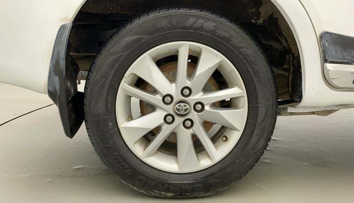 2018 Toyota Innova Crysta 2.8 GX AT 7 STR, Diesel, Automatic, 86,545 km, Right Rear Wheel