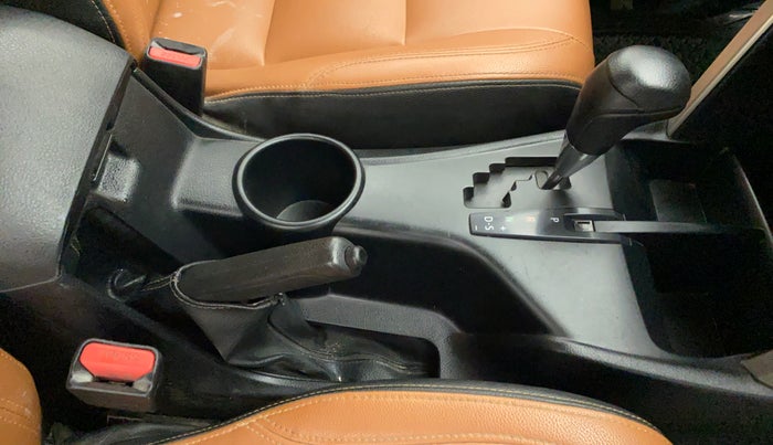 2018 Toyota Innova Crysta 2.8 GX AT 7 STR, Diesel, Automatic, 86,545 km, Gear Lever