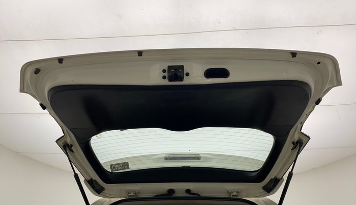 2018 Toyota Innova Crysta 2.8 GX AT 7 STR, Diesel, Automatic, 86,545 km, Boot Door Open