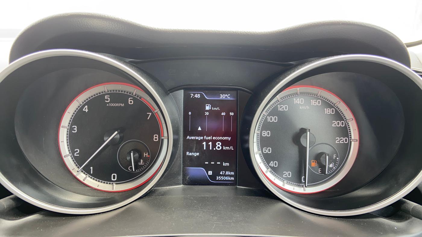 2022 Maruti Swift ZXI PLUS DUAL TONE, Petrol, Manual, 35,482 km, Odometer Image