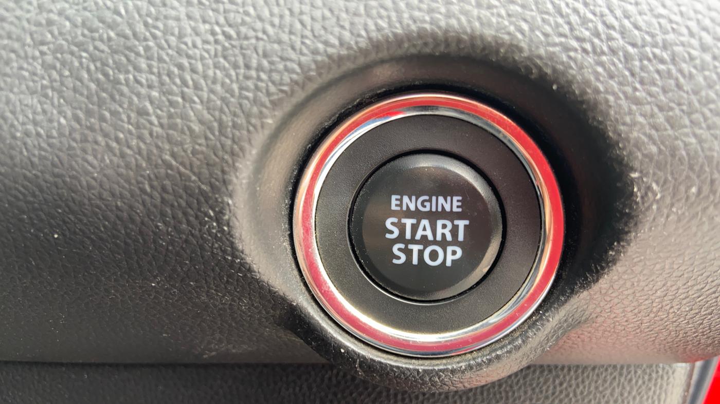 2022 Maruti Swift ZXI PLUS DUAL TONE, Petrol, Manual, 35,482 km, Keyless Start/ Stop Button