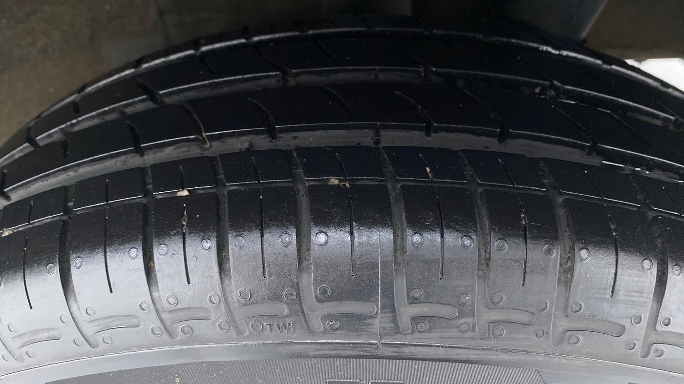 2020 Hyundai GRAND I10 NIOS SPORTZ 1.2 AT, Petrol, Automatic, 3,839 km, Left Rear Tyre Tread