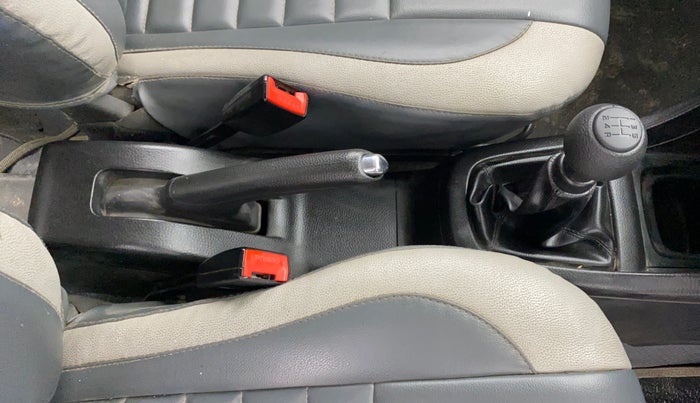 2017 Maruti Swift VXI, Petrol, Manual, 62,228 km, Gear Lever