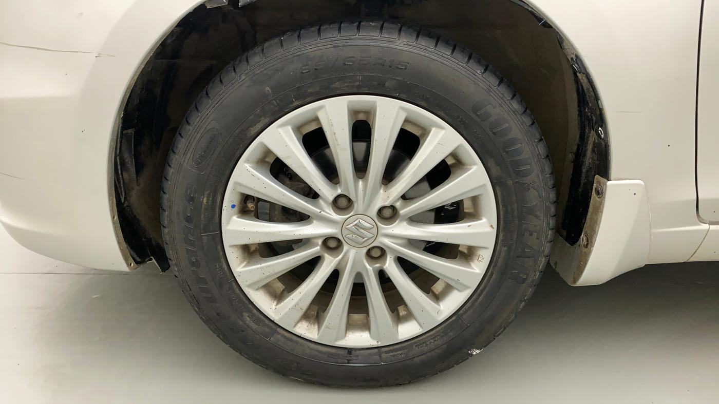 2017 Maruti Ciaz ZETA 1.4  AT PETROL, Petrol, Automatic, 42,218 km, Left Front Wheel