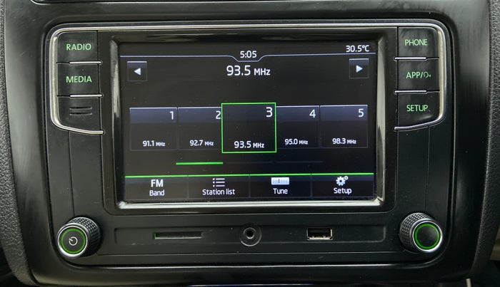 2020 Skoda Rapid ACTIVE 1.0 TSI, Petrol, Manual, 11,709 km, Infotainment System