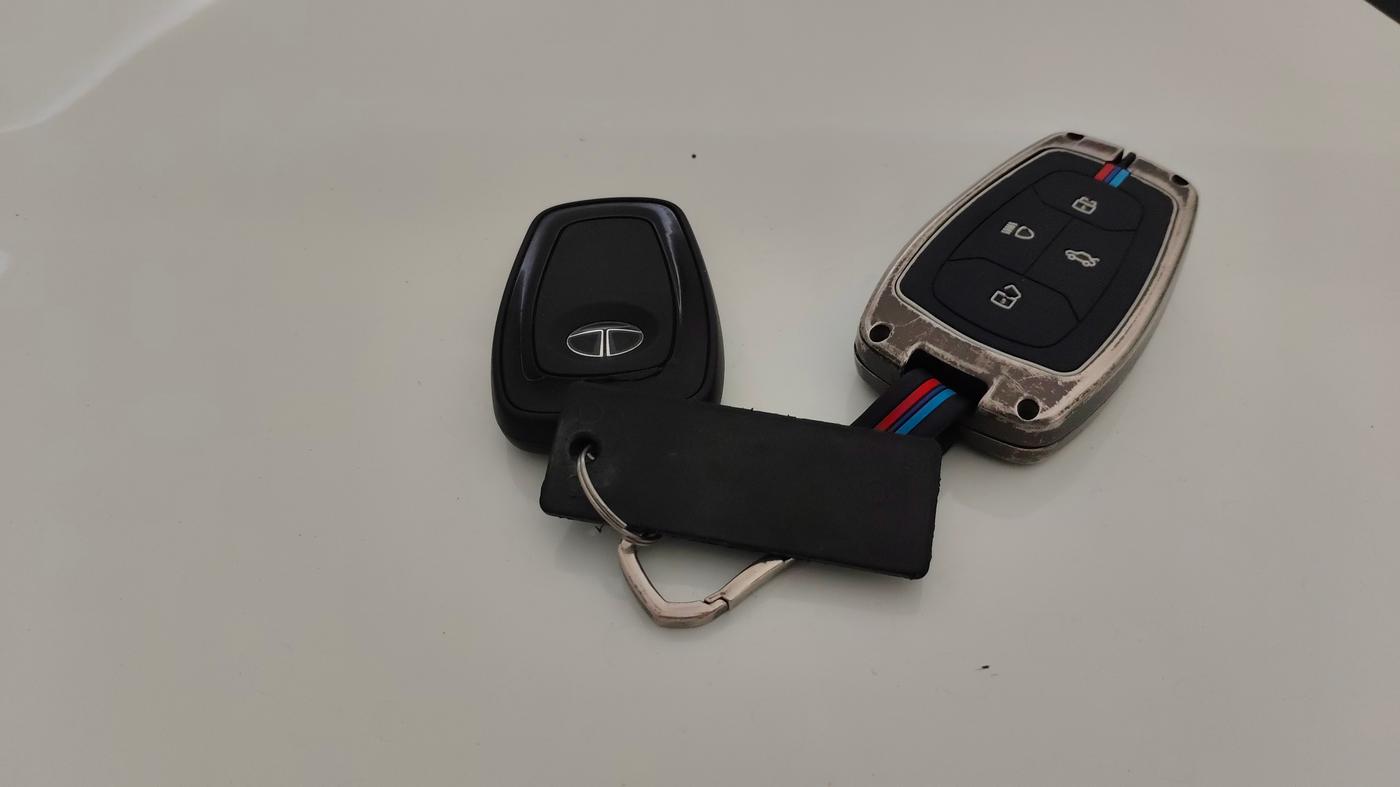 2022 Tata NEXON XZ PLUS (HS) PETROL, Petrol, Manual, 58,789 km, Key Close Up