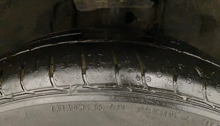 2023 Tata Tiago XZA PLUS PETROL, Petrol, Automatic, 23,135 km, Right Front Tyre Tread