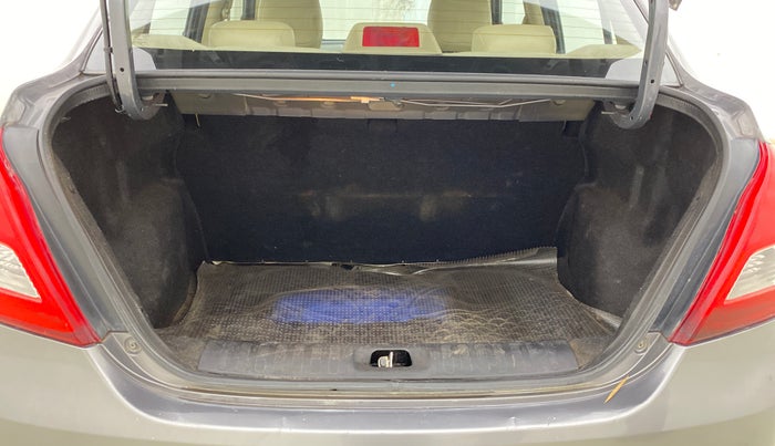 2014 Maruti Swift Dzire ZXI, Petrol, Manual, 39,182 km, Boot Inside