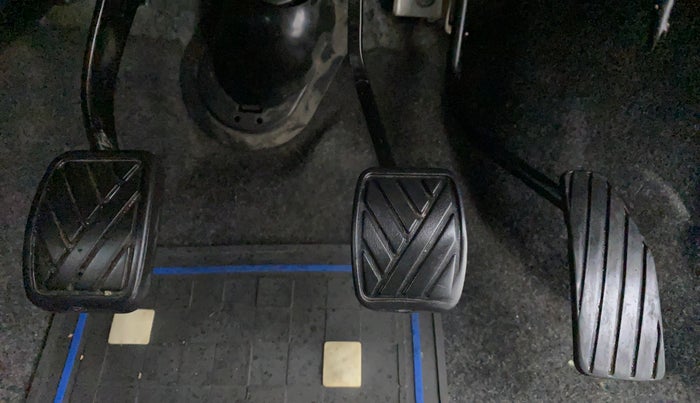 2013 Maruti Wagon R Stingray VXI, Petrol, Manual, 30,959 km, Pedals