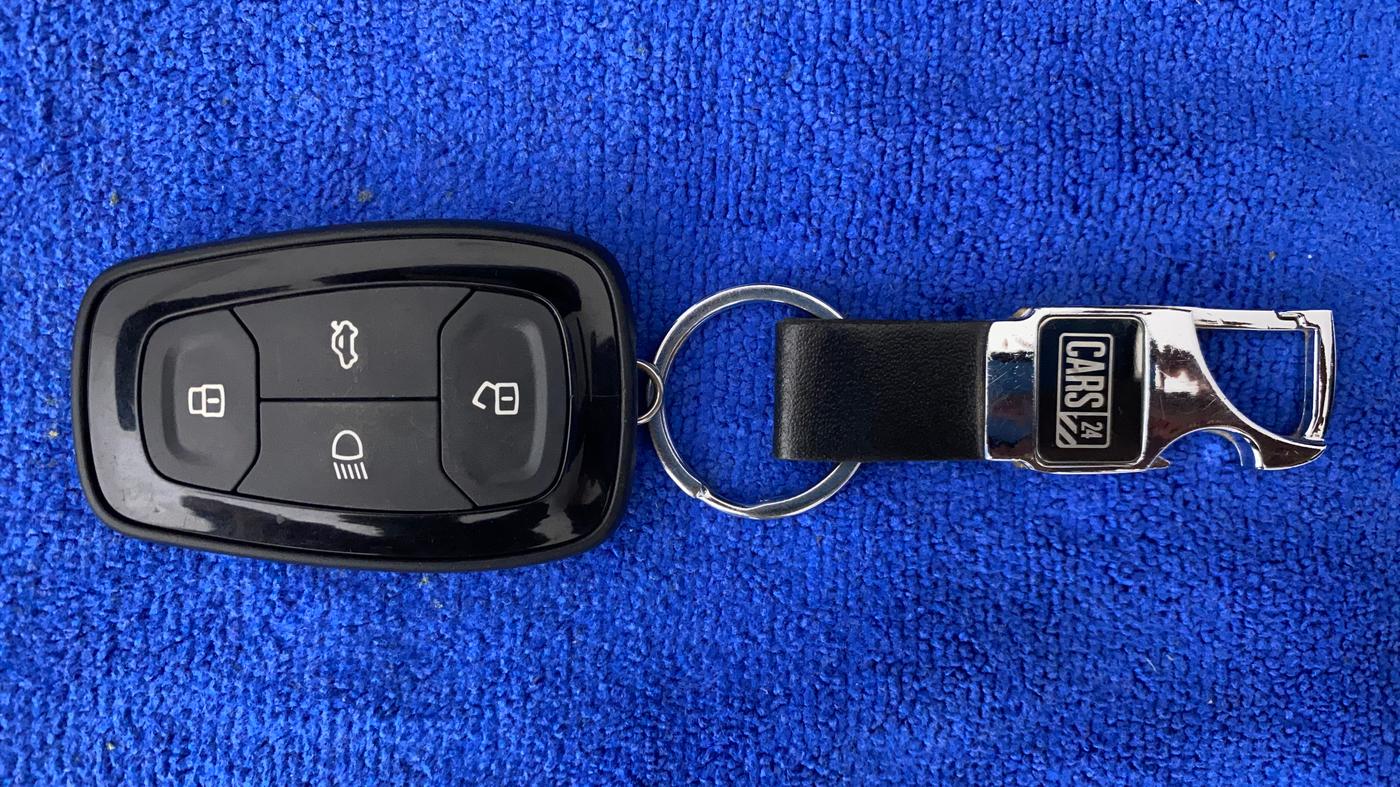 2022 Tata NEXON XZ PLUS (HS) DIESEL, Diesel, Manual, 34,507 km, Key Close Up