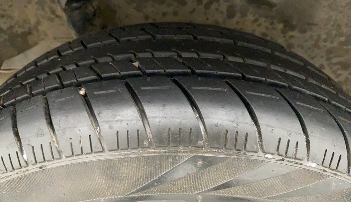 2015 Honda Amaze 1.2L I-VTEC VX, Petrol, Manual, 77,723 km, Right Rear Tyre Tread