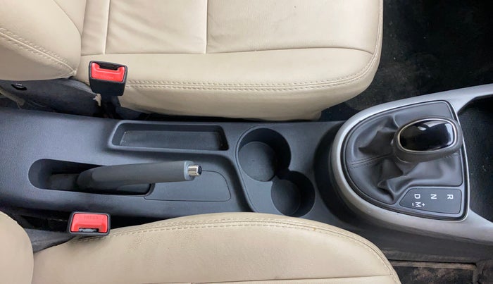 2020 Hyundai GRAND I10 NIOS ASTA AMT 1.2 KAPPA VTVT, Petrol, Automatic, 33,075 km, Gear Lever