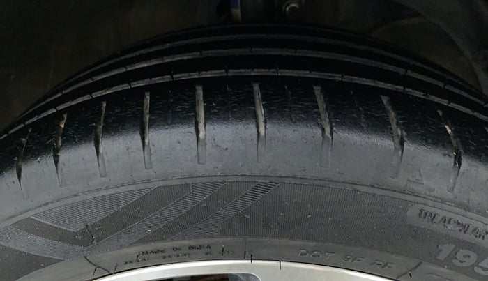 2019 Maruti Baleno ALPHA 1.2 K12, Petrol, Manual, 25,821 km, Right Front Tyre Tread