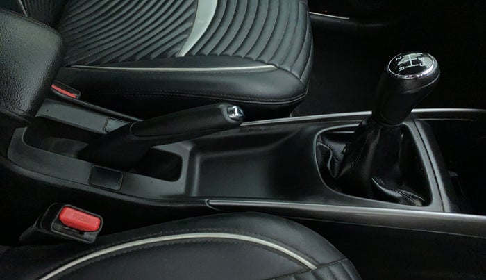 2019 Maruti Baleno ALPHA 1.2 K12, Petrol, Manual, 25,821 km, Gear Lever