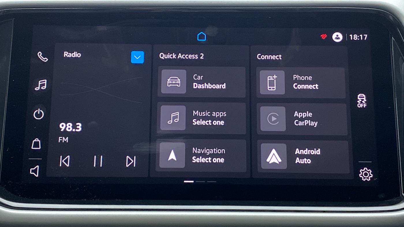 2022 Volkswagen TAIGUN HIGHLINE 1.0 TSI AT, Petrol, Automatic, 6,211 km, Infotainment System